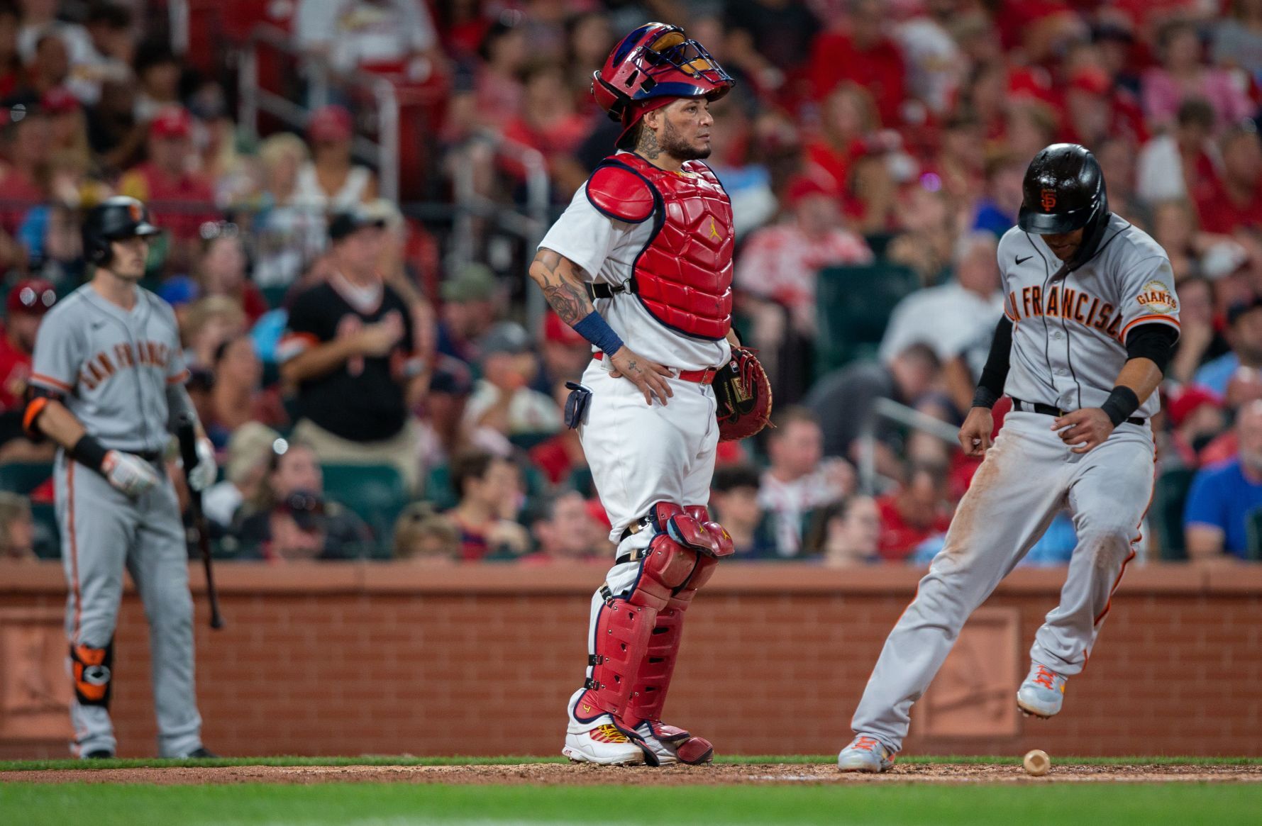 Cardinals look for win against Giants